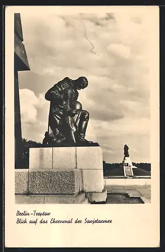 AK Berlin-Treptow, Blick auf das Ehrenmal der Sowjetarmee