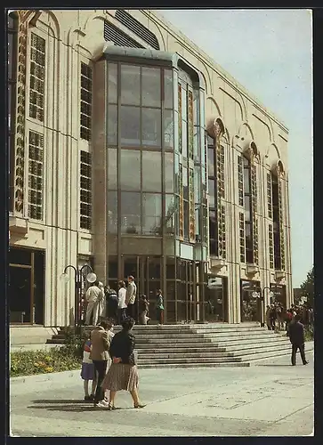 AK Berlin, Eingang des Friedrichstadtpalastes