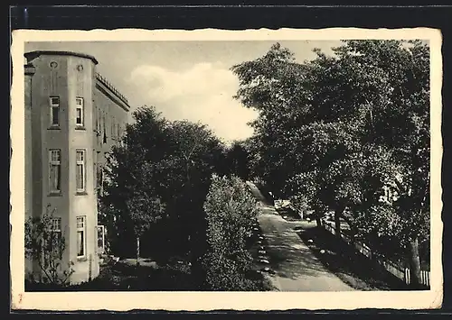 AK Tossens, Strandhof, Strassenpartie aus der Vogelschau