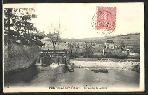 AK Villeneuve-sur-Bellot, Le Glacis du Moulin