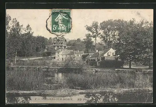 AK Villiers-sur-Morin, Blick über das Wasser zum Ort