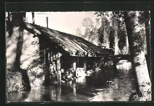 AK Domelles, Le LAvoir et le Pont