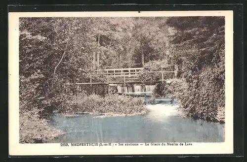 AK Mauperthuis, Ses environs -Le Glacis du Moulin de Lava