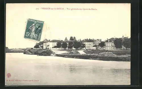 AK Verdun-sur-le-Doubs, Vue générale des Quais du Doubs