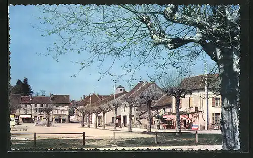 AK Salornay-sur-Guye, Ortsansicht mit Strassenpartie