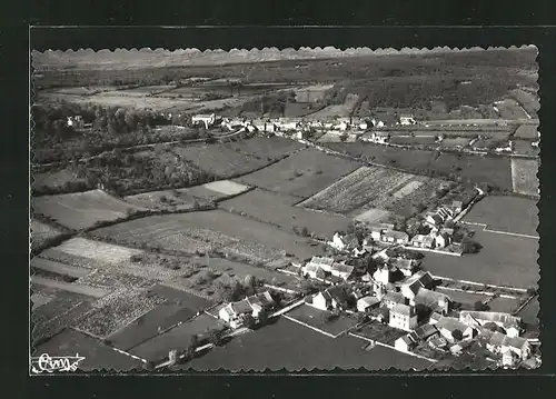 AK St-Ythaire, Fliegeraufnahme des Ortes