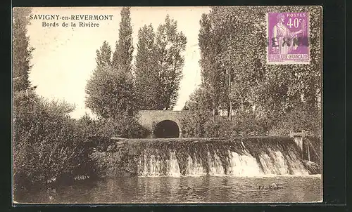 AK Savigny-en-Revermont, Bords de la Rivière