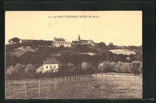 AK La Motte-Saint-Jean, Vue generale, l'Eglise