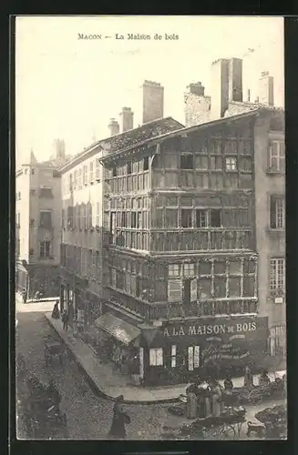 AK Macon, Maison de Bois