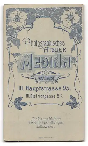 Fotografie Atelier Medina, Wien, Hauptstr. 95, Stattlicher Herr mit Schnauzbart