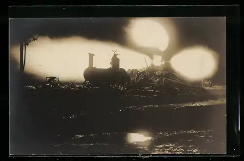 Foto-AK Hamburg-Neuengamme, Brand 1910, Brennende Ortspartie bei Nacht