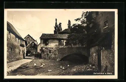 AK Dettelbach a. Main, Partie am Bach mit Brückentor