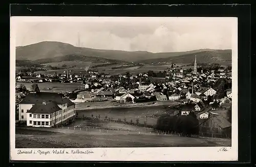 AK Zwiesel / Bayr. Wald, Ortsansicht mit Falkenstein