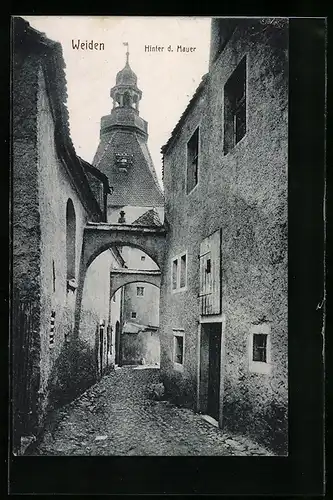 AK Weiden, Hinter der Mauer