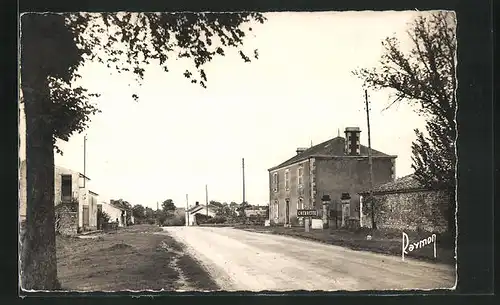 AK Chevrette, Entree du bourg