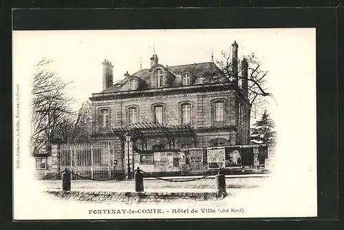 AK Fontenay-le-Comte, Hôtel de Ville