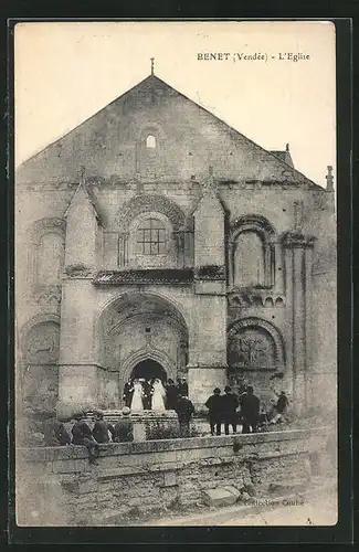 AK Benet, L`Eglise, Brautpaar vor der Kirche