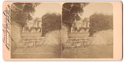 Stereo-Fotografie Fotograf unbekannt, Ansicht Carisbrooke, Castle - Princess Elizabeth's Rooms