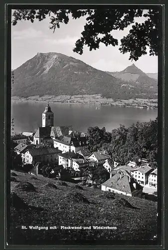 Fotografie C. Jurischek, Salzburg, Ansicht St. Wolfgang, Ortsansicht mit Pleckwand und Wieslerhorn