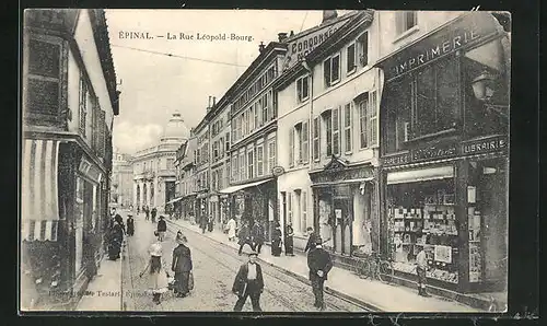 AK Épinal, la Rue Léopold-Bourg