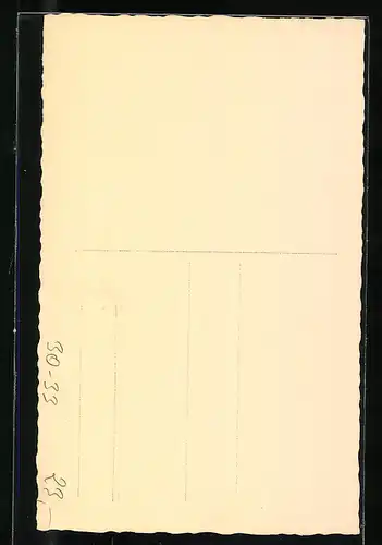 Foto-AK Knabe in Uniform mit Pickelhaube