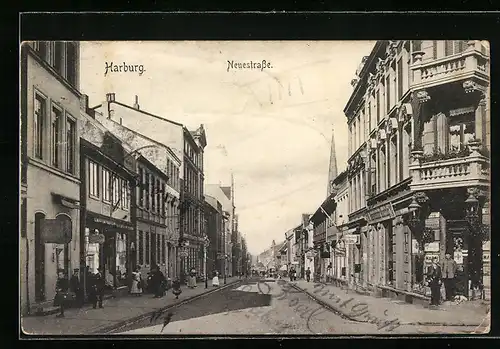 AK Harburg, Neuestrasse mit Ladengeschäften und Passanten