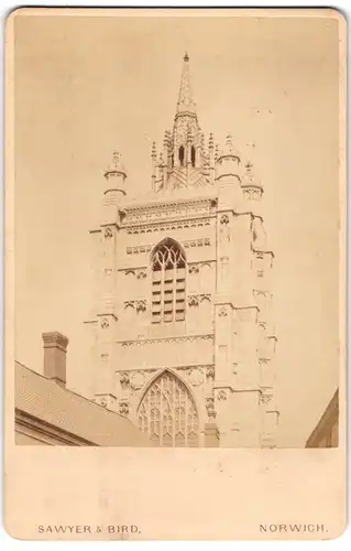 Fotografie Sawyer & Bird, Norwich, Ansicht Norwich, Turm der Kathedrale, schöner alter Gothikbau