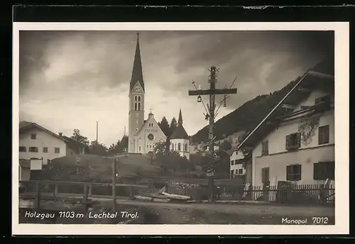 AK Holzgau, Ortspartie mit Kirche