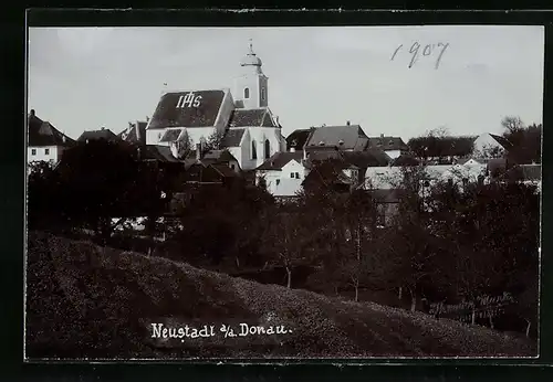 AK Neustadt a. d. Donau, Ortsansicht mit Kirche
