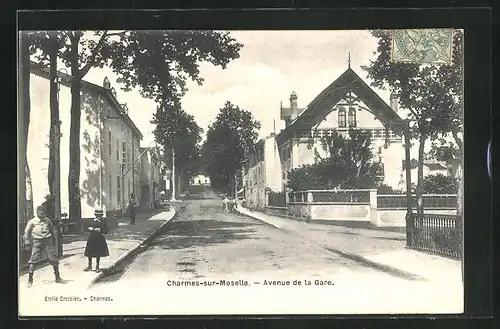 AK Charmes-sur-Moselle, Avenue de la Gare, Strassenpartie