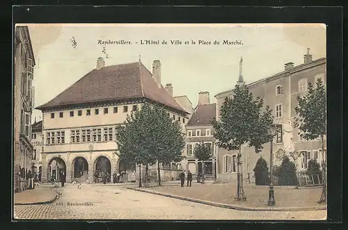 AK Rambervillers, L`Hotel de Ville et la Place du Marché