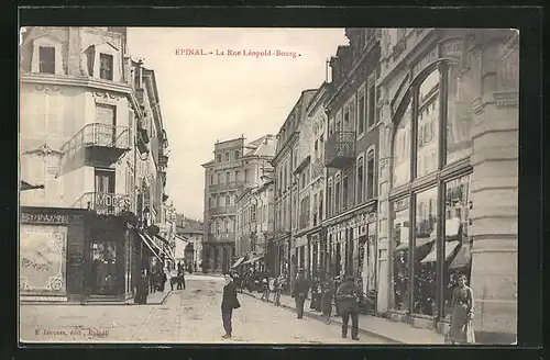 AK Epinal, La Rue Léopold-Bourg