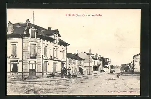 AK Arches, La Grande-Rue, Strassenpartie