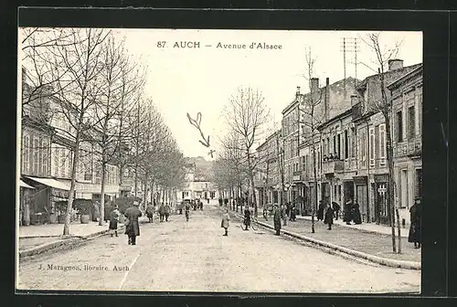AK Auch, Avenue d`Alsace, Strassenpartie