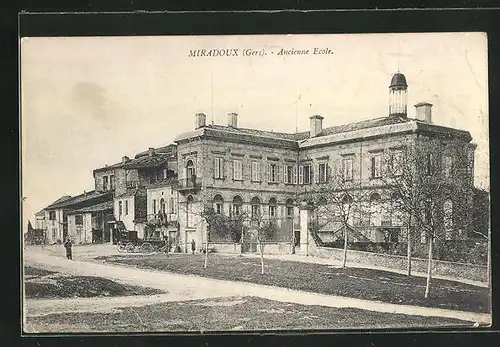 AK Miradoux, Ancienne Ecole