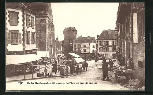 AK La Souterraine, la Place un jour de Marché