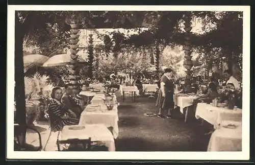 AK Montpellier, Restaurant Chez Nenette, 6 Rue de Verdun, Le Jardin d`été