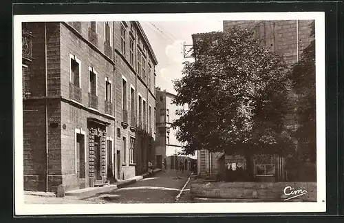 AK Pézenas, Rue Michelet, Strassenpartie