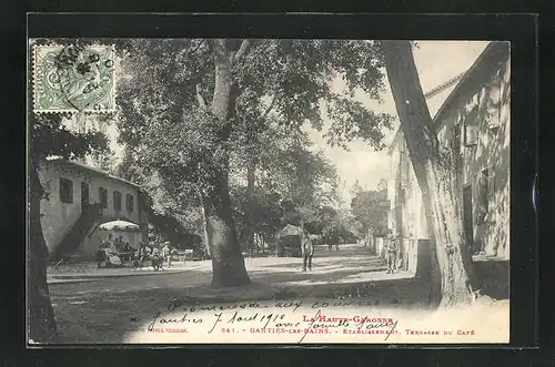 AK Ganties-les-Bains, Établissement, Terrasse du Café