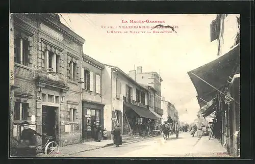 AK Villefranche-de-Lauragais, L`Hotel de Ville et la Grand`Rue