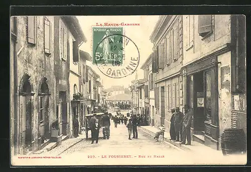 AK Le Fousseret, Rue et Halle