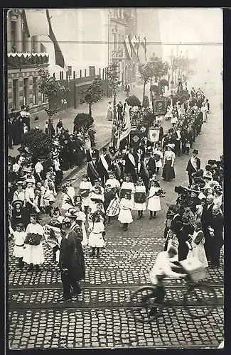 Foto-AK Krefeld, Kinderfestzug 1908