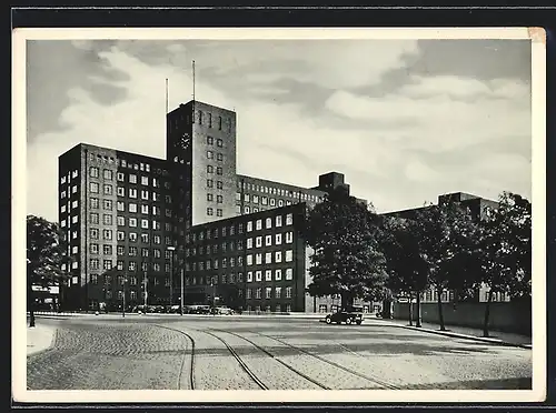 AK Berlin-Siemensstadt, Totalansicht des Wernerwerk-Hochbaus von Siemens