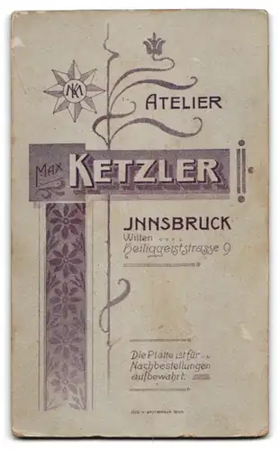 Fotografie Max Ketzler, Innsbruck-Wilten, Heiliggeiststr. 9, Eleganter Herr mit Zwirbelbart