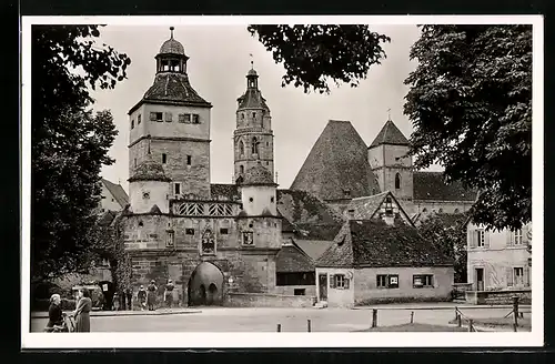 AK Weissenburg, Ellinger Tor mit Passanten