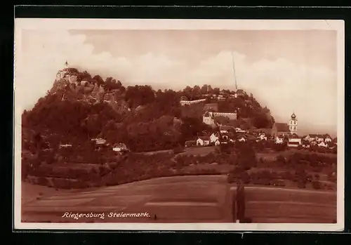 AK Riegersburg, Ortsansicht mit Burg