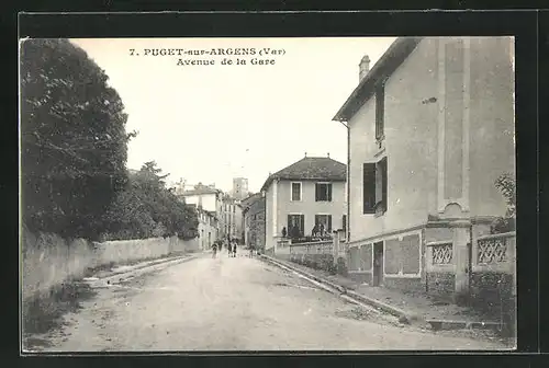 AK Puget-sur-Argens, Avenue de la Gare