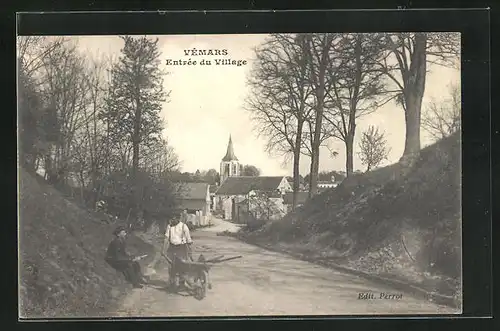 AK Vèmars, Entrèe du Village