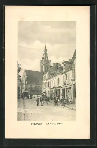 AK Viarmes, La Rue de Paris, Strassenpartie mit Kirchblick