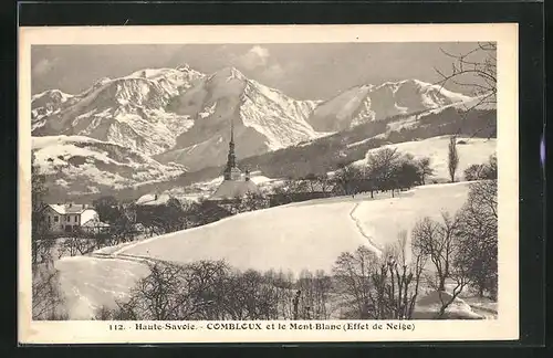 AK Combloux, Village et le Mont-Blanc